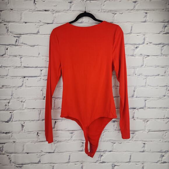 Free People Intimately Bodysuit Womens LG Thong deep split Neckline long sleeve - Picture 3 of 9